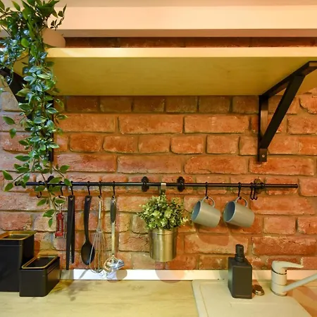 Central Comfort - Duplex-Style Studios On Regina Elisabeta Bucarest Habitación foto
