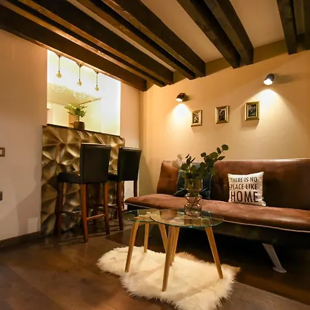Central Comfort - Duplex-Style Studios On Regina Elisabeta Bucarest Exterior foto