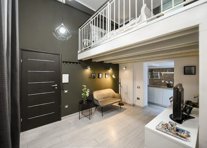 Central Comfort - Duplex-Style Studios On Regina Elisabeta