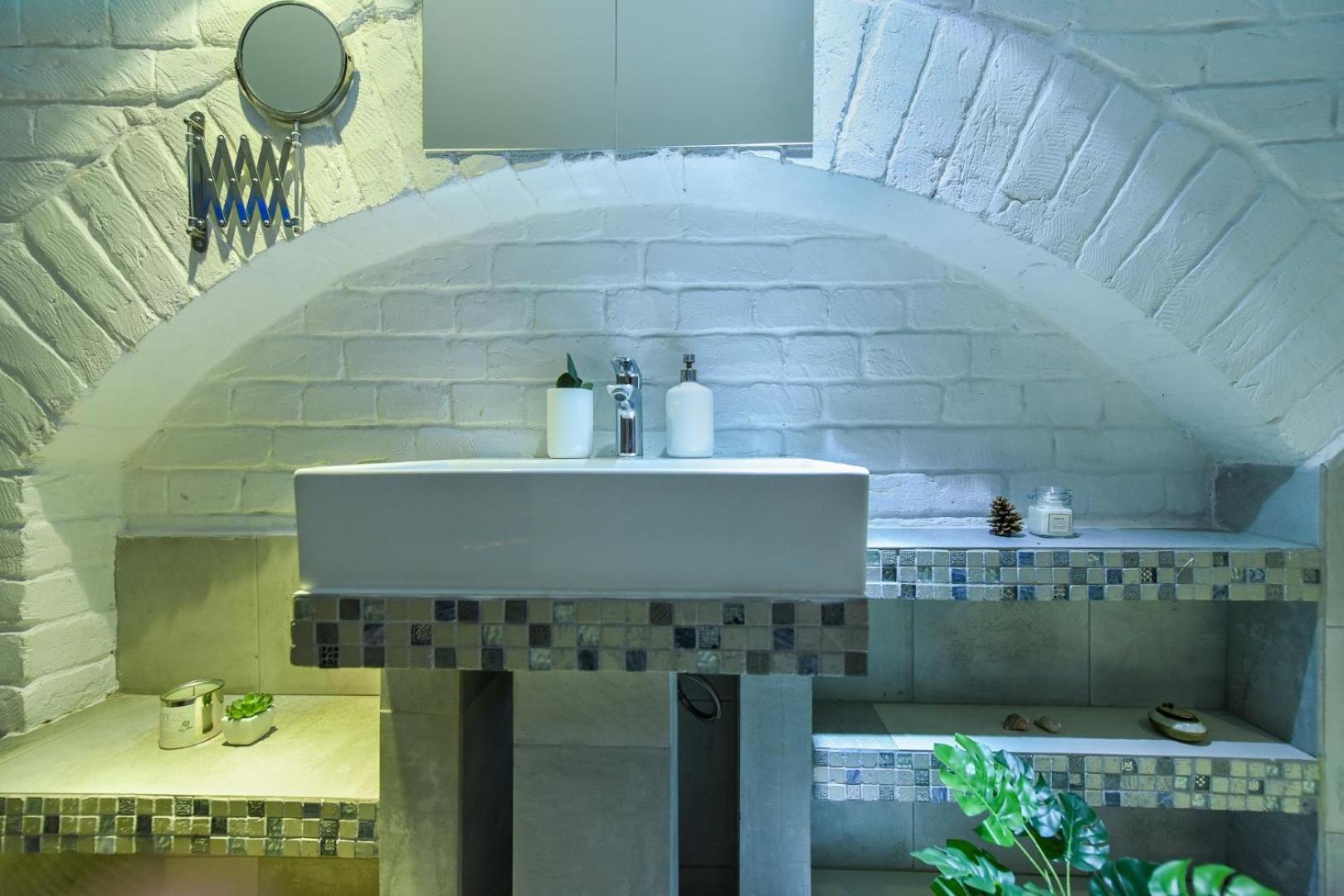 Comfort - Duplex-style On Regina Elisabeta Apartment
