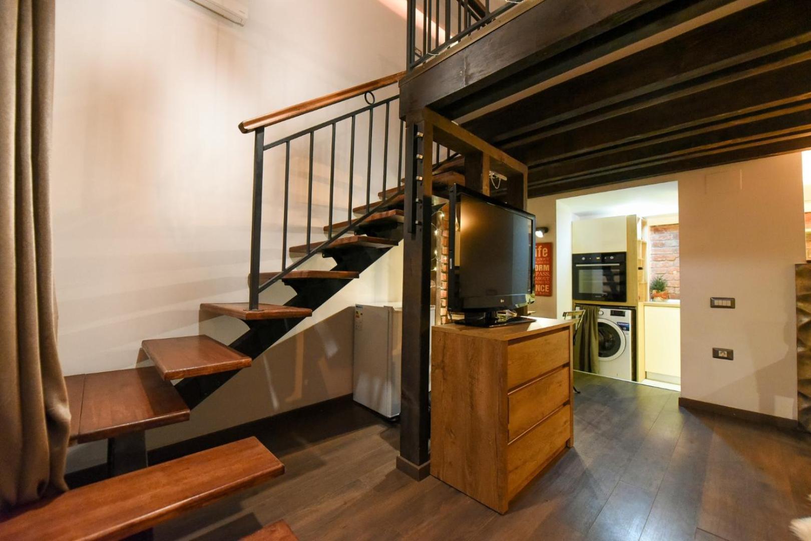 Apartment Comfort - Duplex-style On Regina Elisabeta