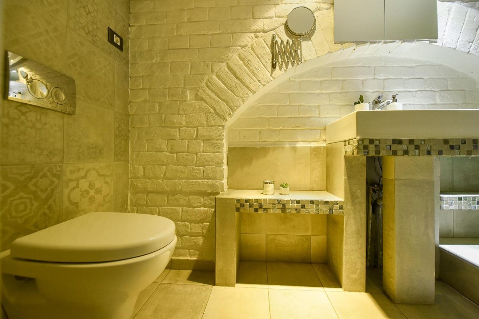 Comfort - Duplex-style On Regina Elisabeta Apartment *