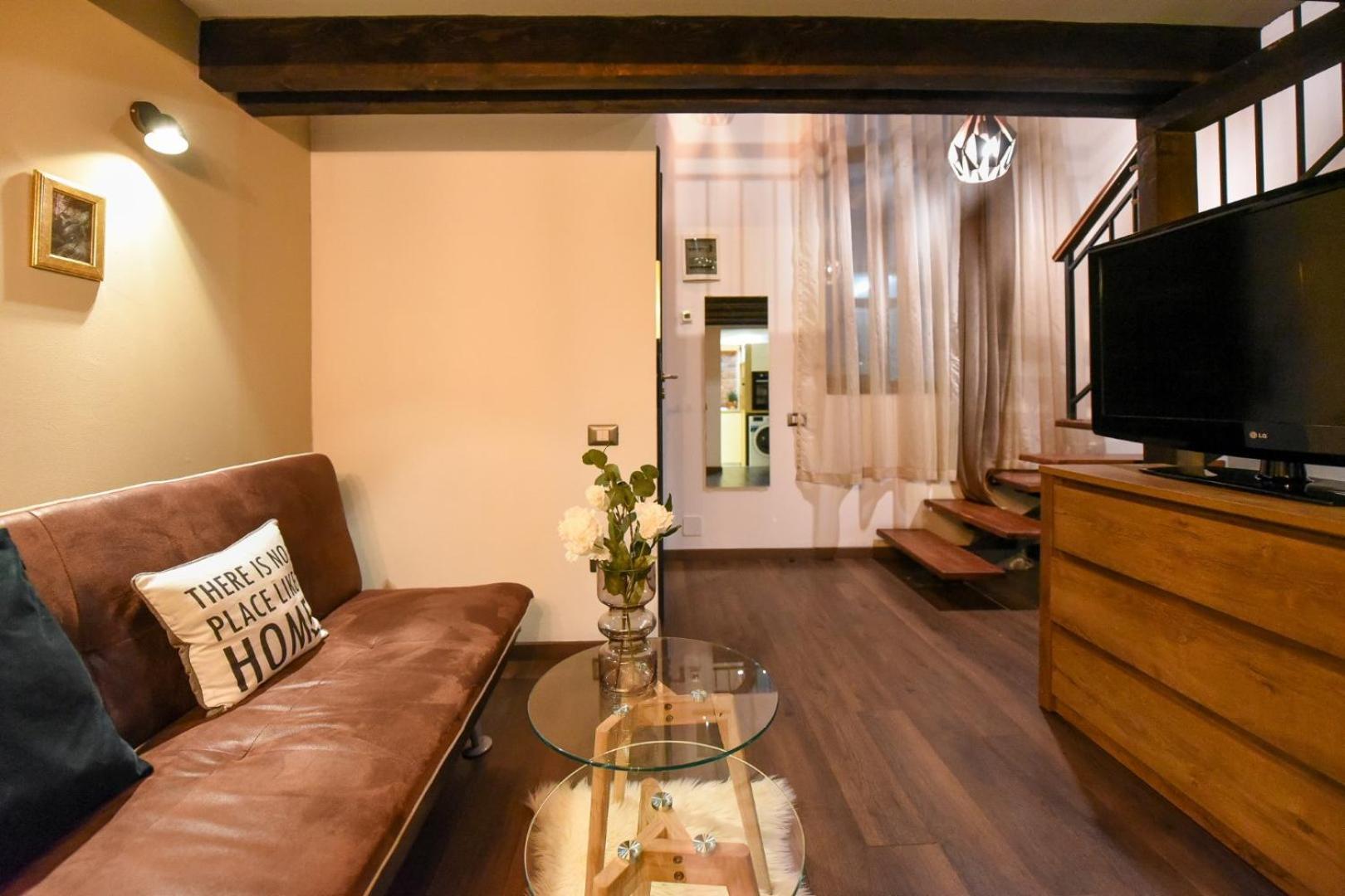 Comfort - Duplex-style On Regina Elisabeta Apartment Bucharest